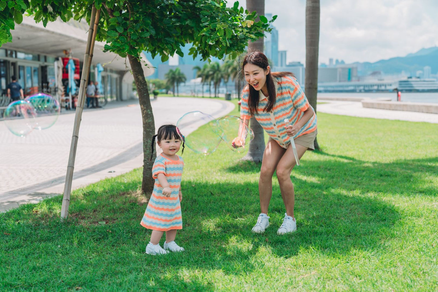 KNITTED WAVY SUMMER DRESS - CORAL - Petit Smiles