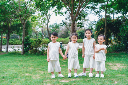 KNITTED BERMUDA SHORTS - CREAM - Petit Smiles
