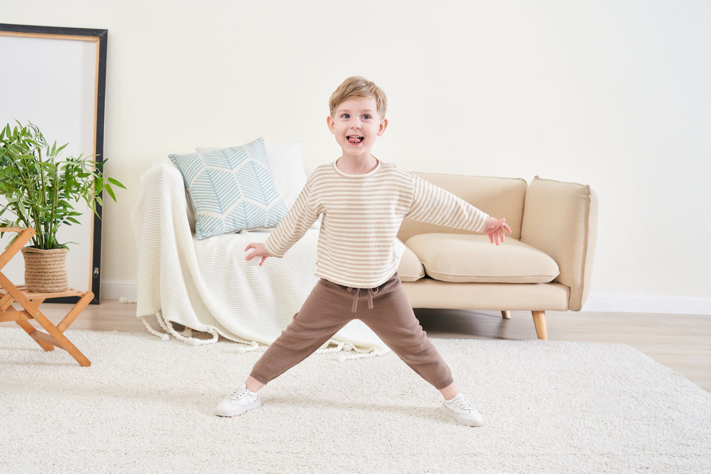 ORGANIC STRIPE PULL OVER SET - BEIGE & CREAM - Petit Smiles