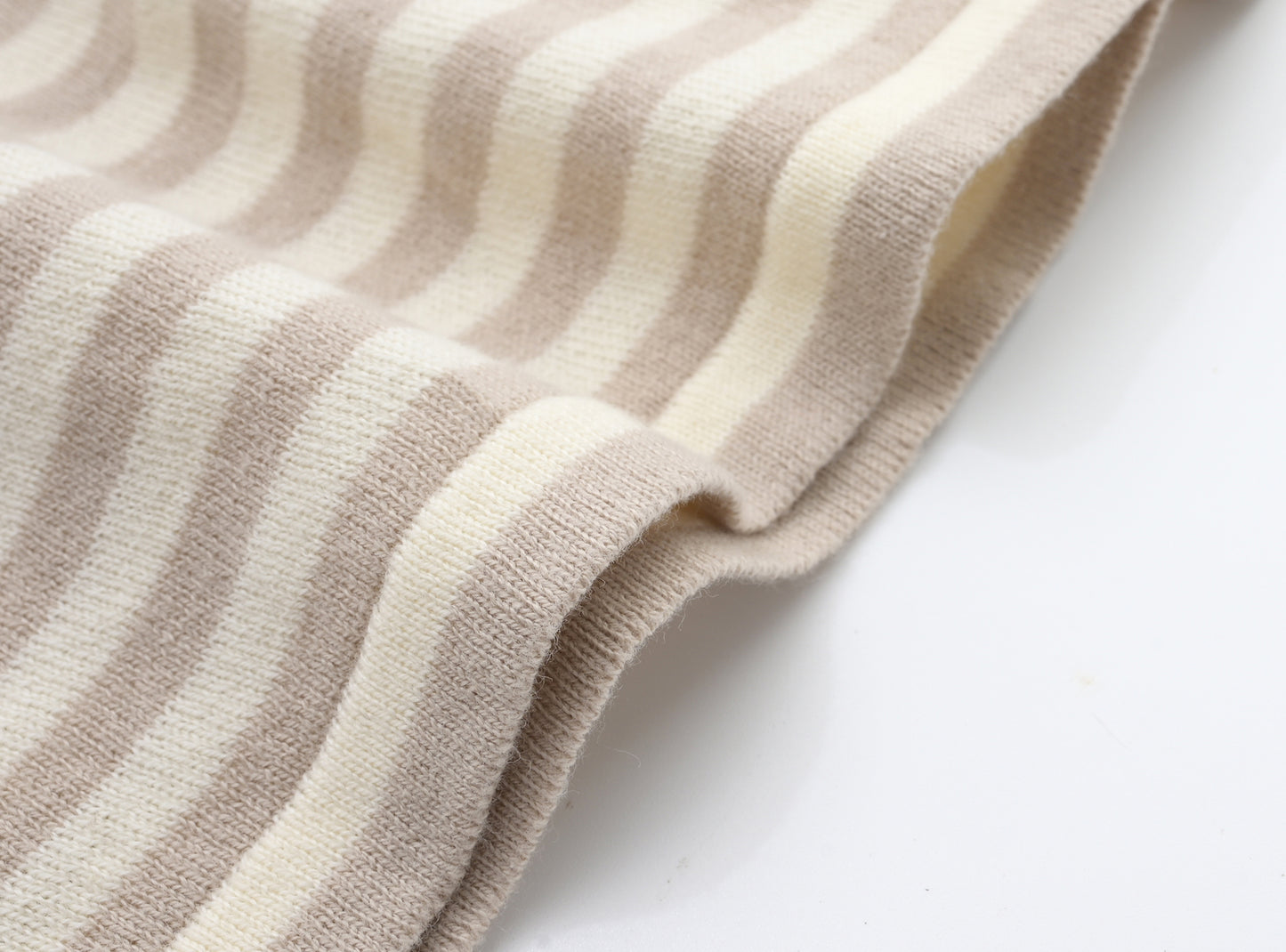 ORGANIC STRIPE PULL OVER - BEIGE & CREAM - Petit Smiles