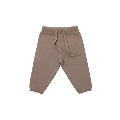 KNITTED SPOTS PULL OVER WITH PANT - CHOCO; 100% Organic Cotton; Jacquard Pull Over made from GOTS-certified organic cotton; 'Choco Spots' Jacquard pattern; Rib finish at neck, cuffs and hem; Dropped shoulder; Relaxed fit. 